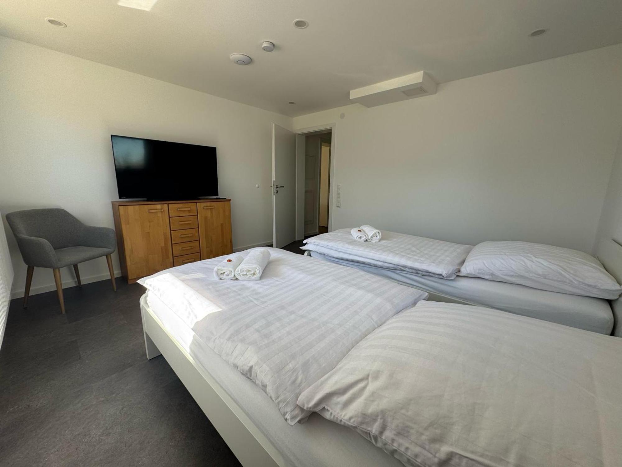 W&P Living Wohnung Mit Ausblick - Parkplatz Biberbach  Exterior foto